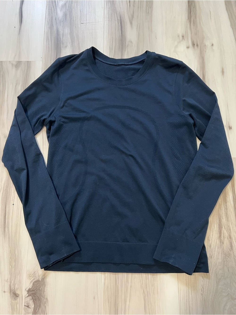 LULULEMON Swiftly Relaxed Long-Sleeve Shirt *Hip Length